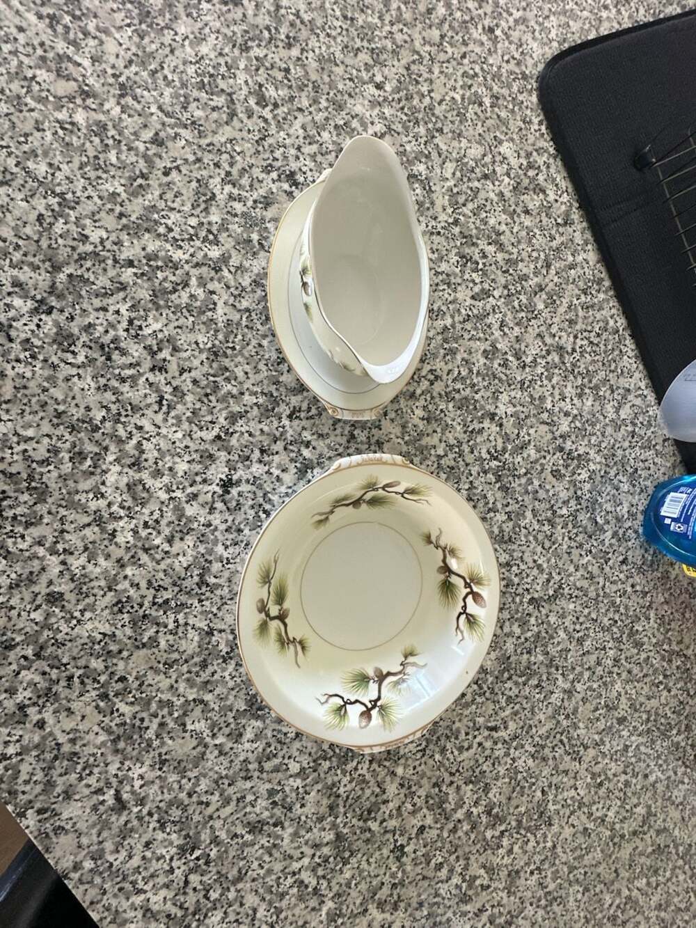 Vintage Narumi China Shasta Pine Pattern Gravy Boat with Attached Underplate